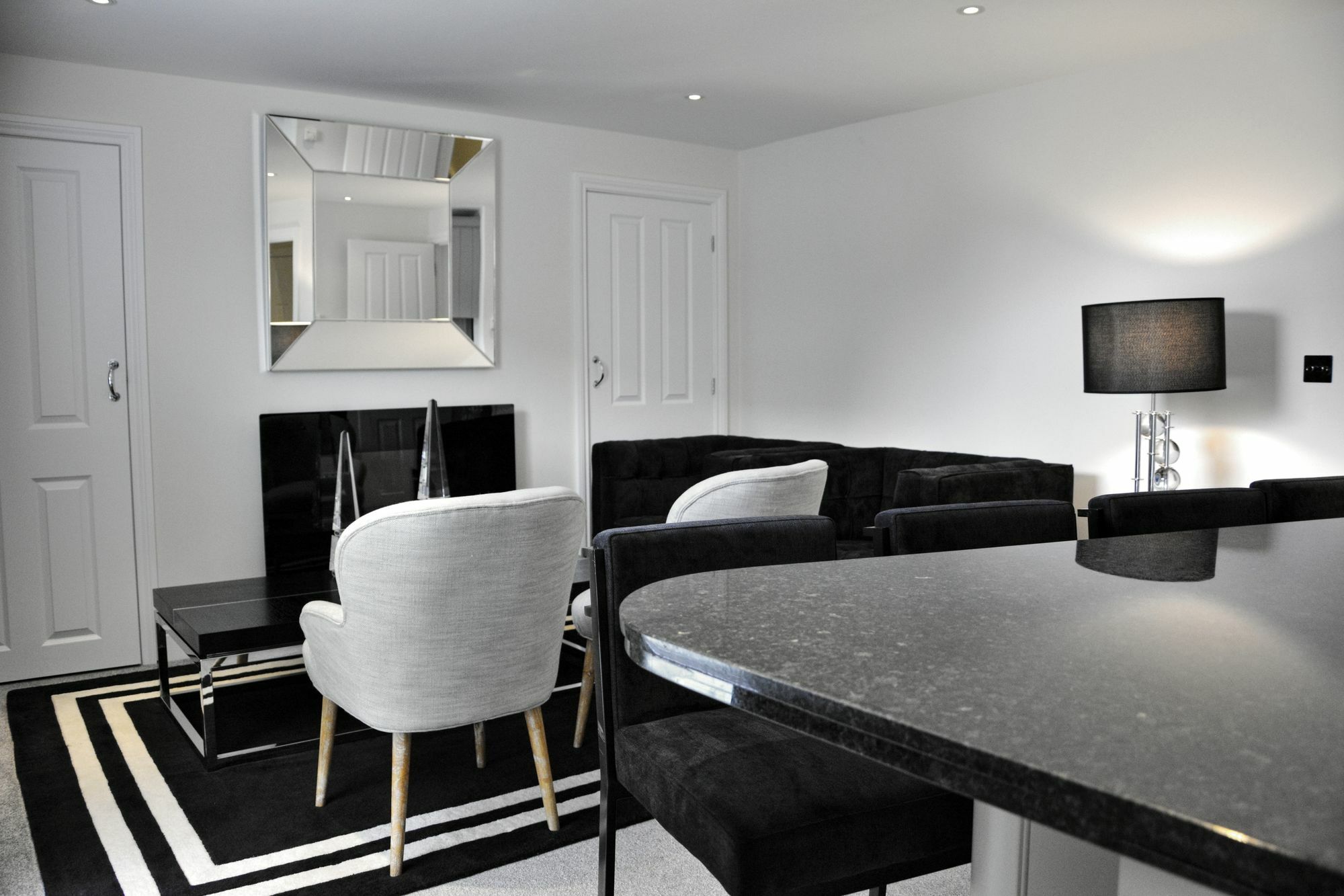Pinnacle Residences - Cambridge 외부 사진
